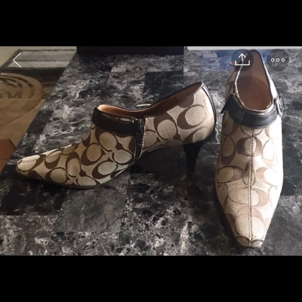 Ankle boots size 6